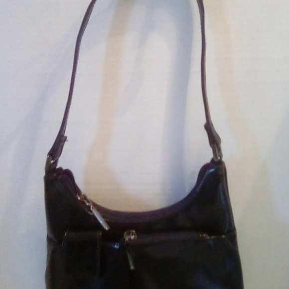 NEW Kenneth Cole Black Crossbody - Picture 5 of 5